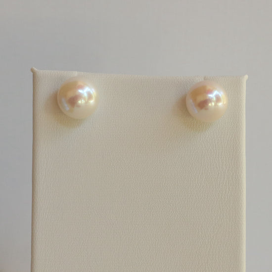 Load image into Gallery viewer, Medium Freshwater Pearl Stud Earrings - silver/white
